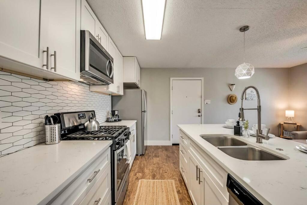 Heart Of Dallas Flat Close To Baylor Hospital Екстериор снимка